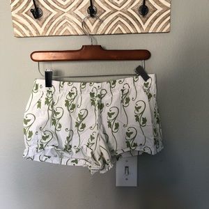 Alpha phi ivy booty shorts